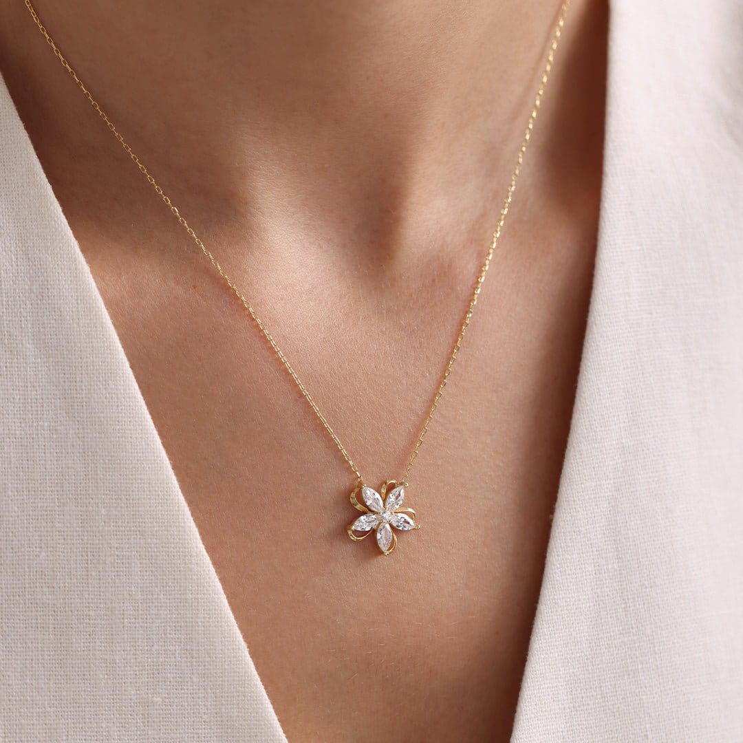 Hallmark Silver Gold Plated Camellia Flower Necklace - Image 3