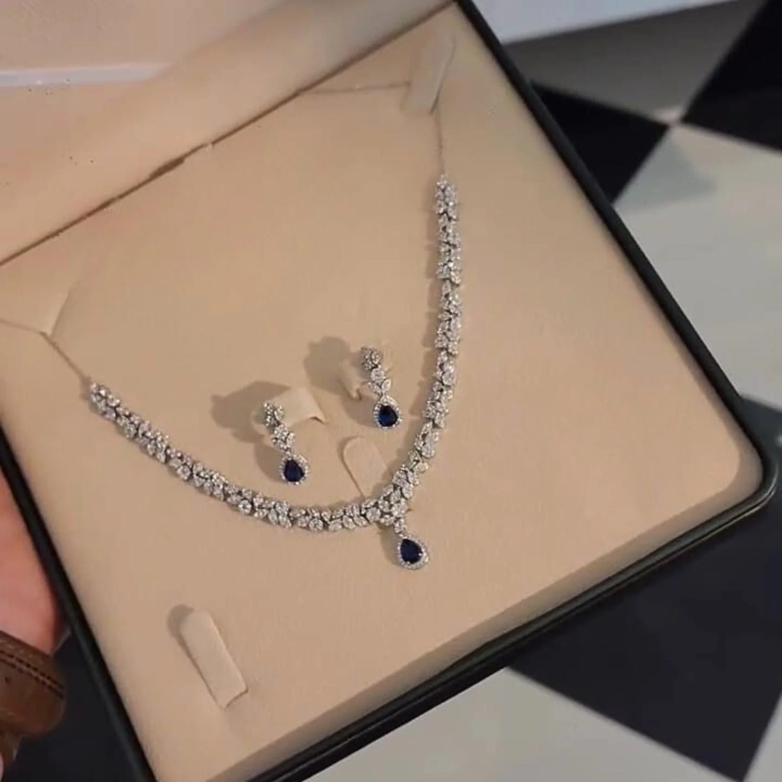 Hallmark Silver Dark Blue Ad Elegant & Fashionable Evening Party Wedding Jewelry Set