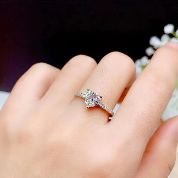 Hallmark Silver White Heart Cut Solitaire Ring - Image 2