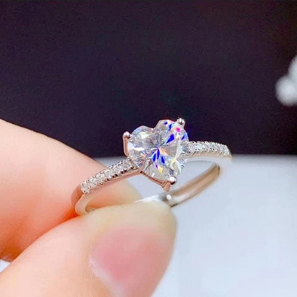Hallmark Silver White Heart Cut Solitaire Ring - Image 3