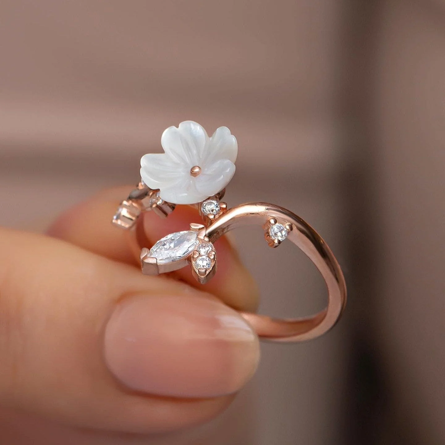 Hallmark Sterling Silver Adjustable Branched Magnolia Flower Ring - Image 2