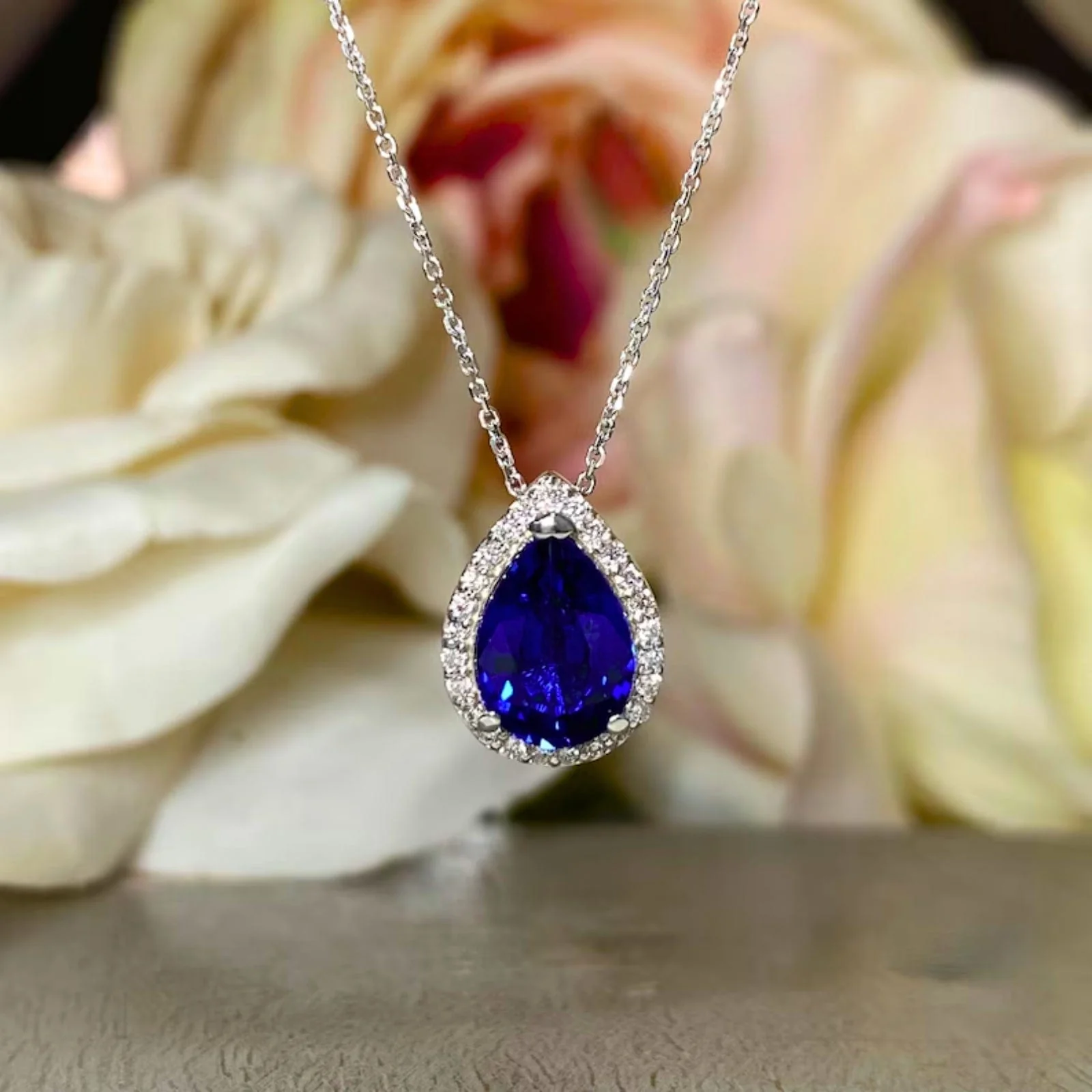 Zarkan Water Drop Blue Silver Pendant